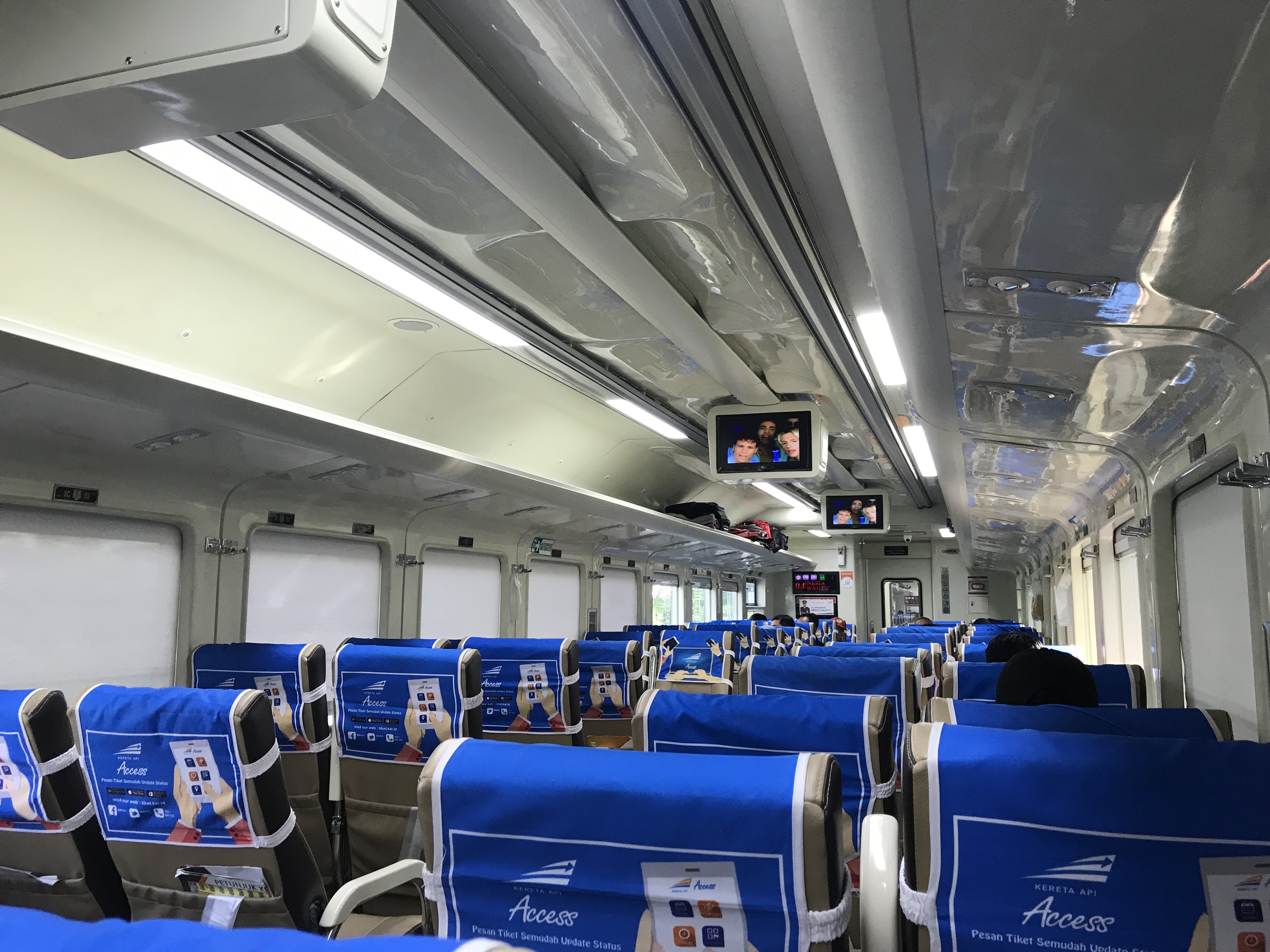 Jayakarta Premium : Bukan Kereta Ekonomi Biasa – Ganes' Blog